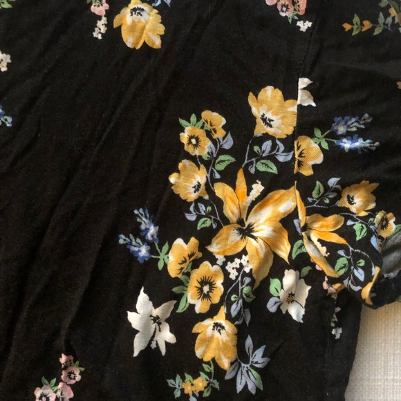 Floral t shirt - Picture 2 of 2